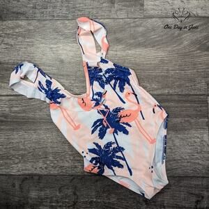 Amzbrly Ruffle Shoulder One Piece Size 6 (116)